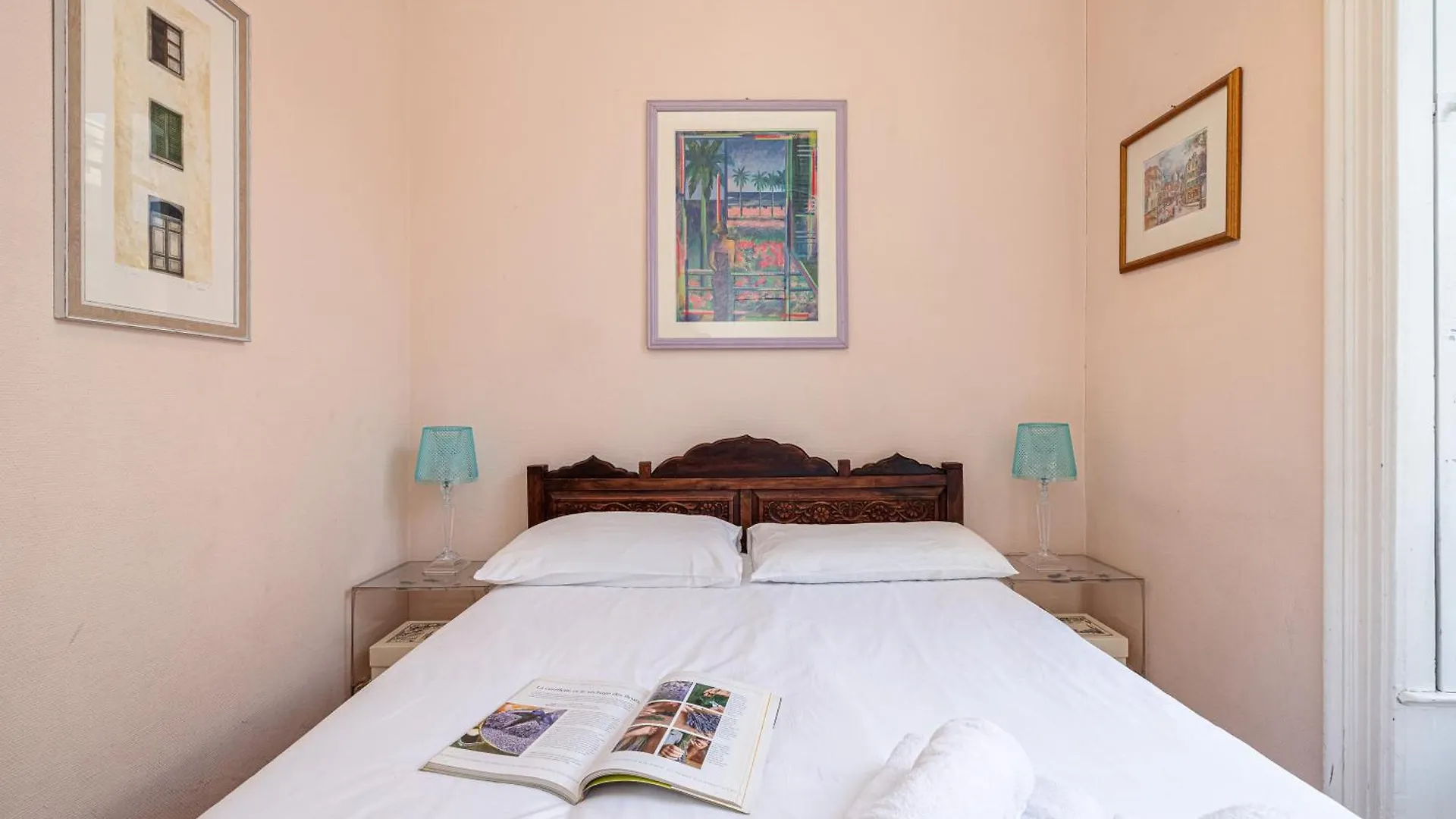 Regina - Happy Rentals Menton France